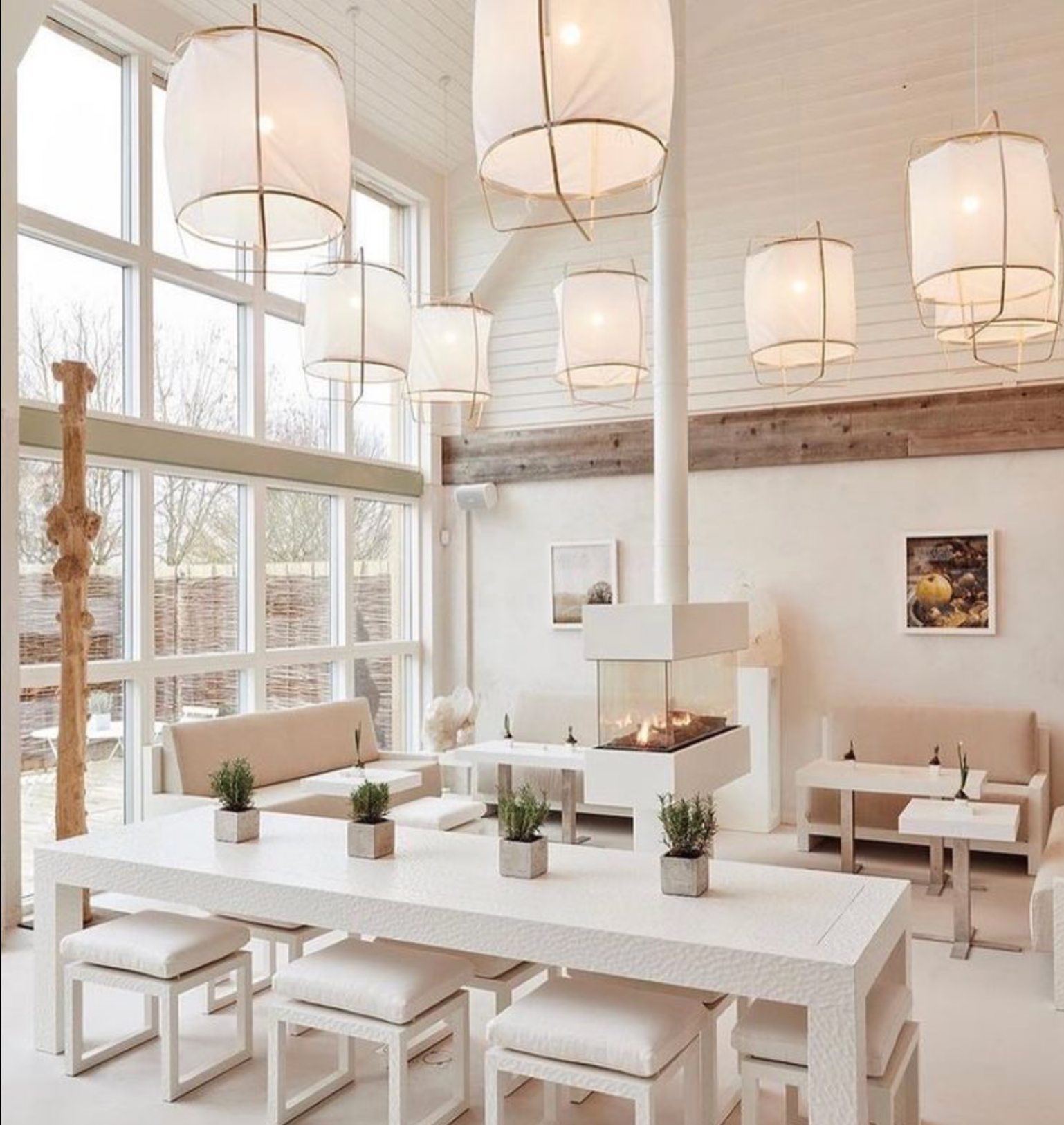 Island 130 (Flat Hood, With Base)